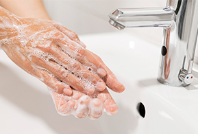 Ako a prečo si umývať a dezinfikovať ruky?